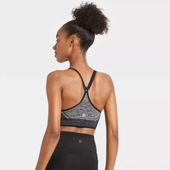 All in Motion Woman Sports Bra - Picture 4 of 11